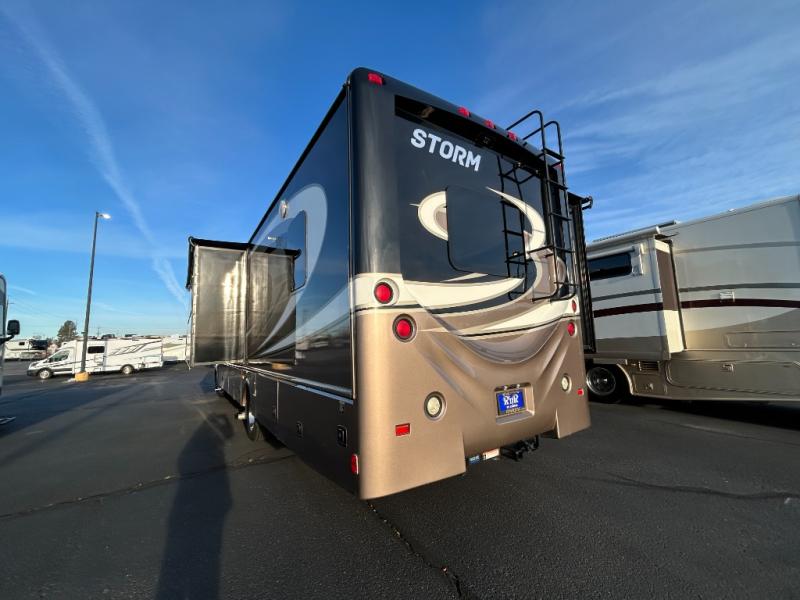 2017 Fleetwood Storm 32A, $ 79,998