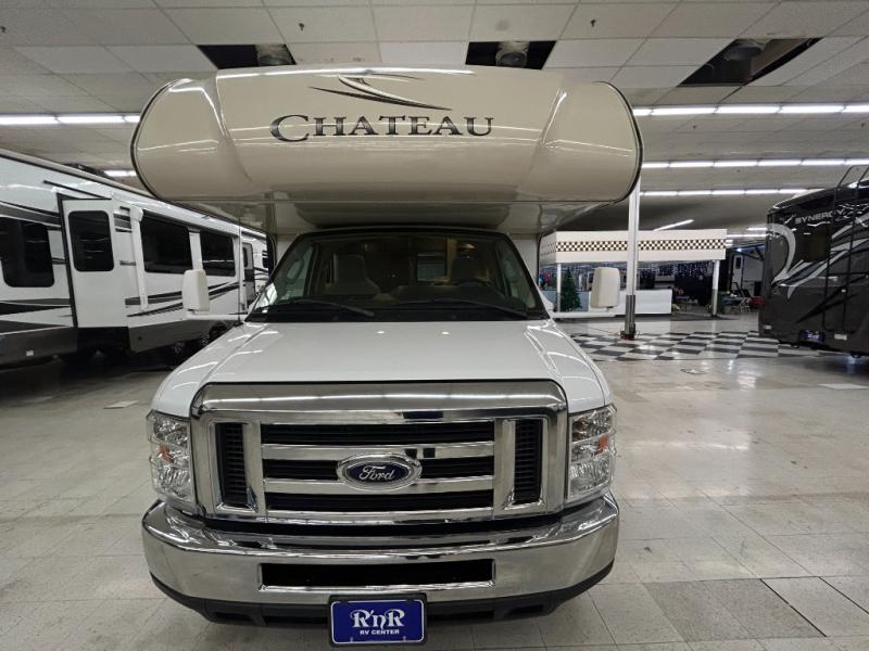 2017 Thor Motor Coach Chateau 26B, $ 59,998
