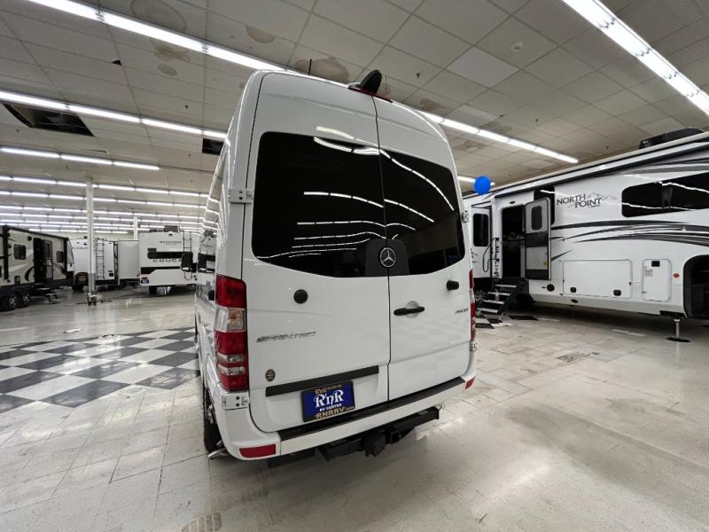 2019 American Coach American Patriot SD - Lounge, $ 89,990
