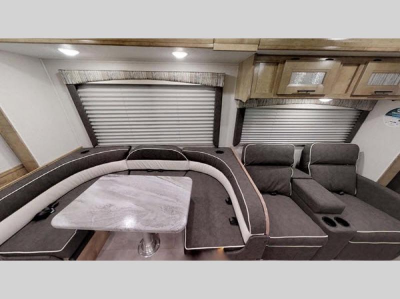 2020 Coachmen Leprechaun Premier 319MB, $ 89,990
