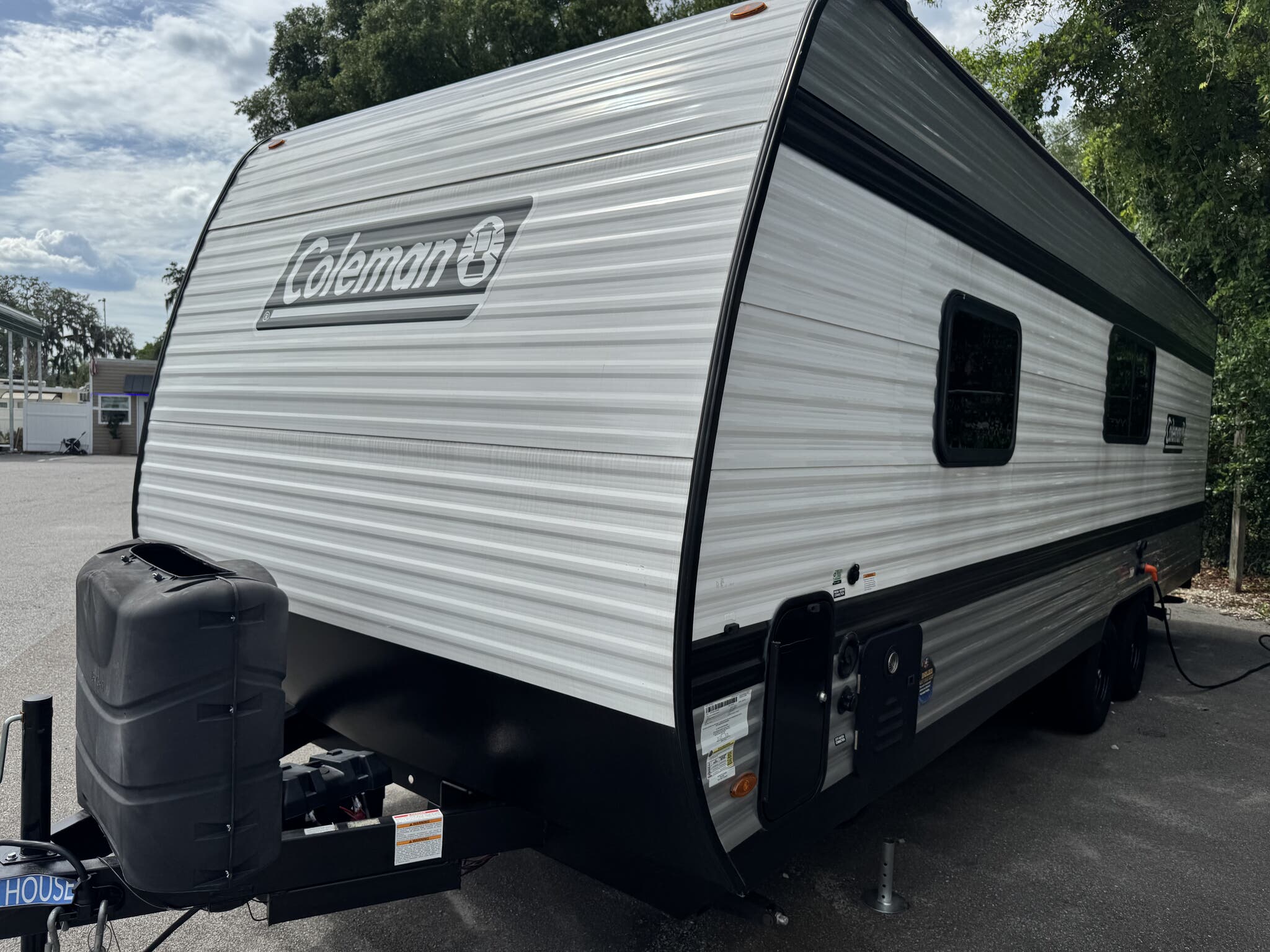 2025 Keystone Coleman 23B, $ 15,995