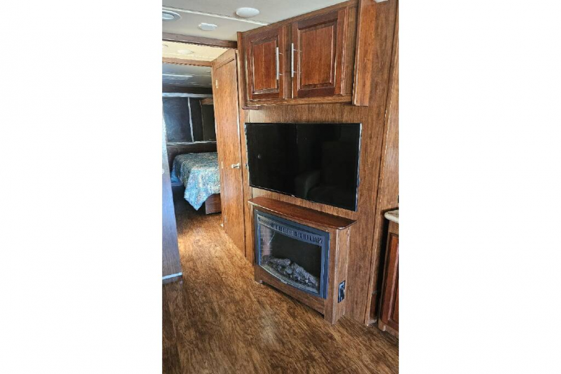 2017 Coachmen MIRADA SELECT 37SB Motorhomes - Clas, $ 72,990
