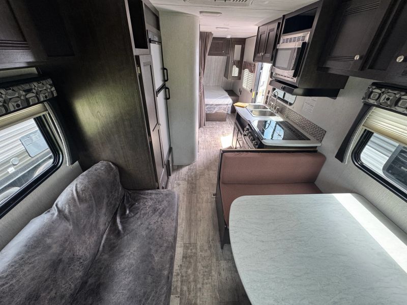 2019 Heartland Pioneer, $ 10,900