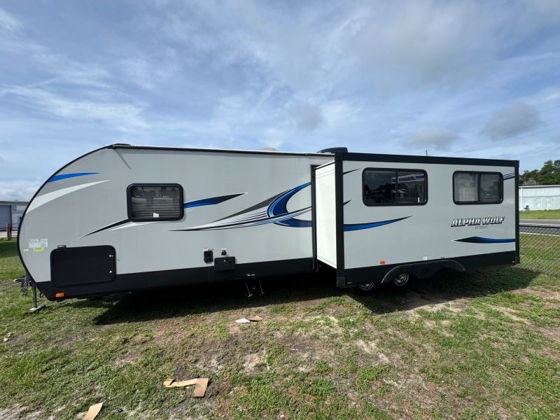 2018 Forest River Alpha Wolf, $ 15,900