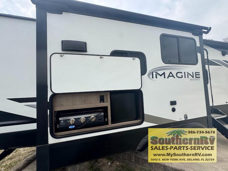 2022 Grand Design Imagine 2670MK, $ 22,999