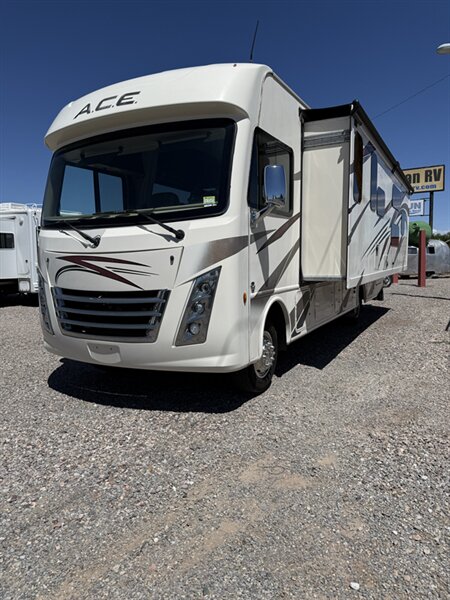 2018 Thor Motor Coach A.C.E. 30.2, $ 39,999