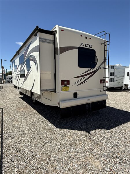 2018 Thor Motor Coach A.C.E. 30.2, $ 39,999
