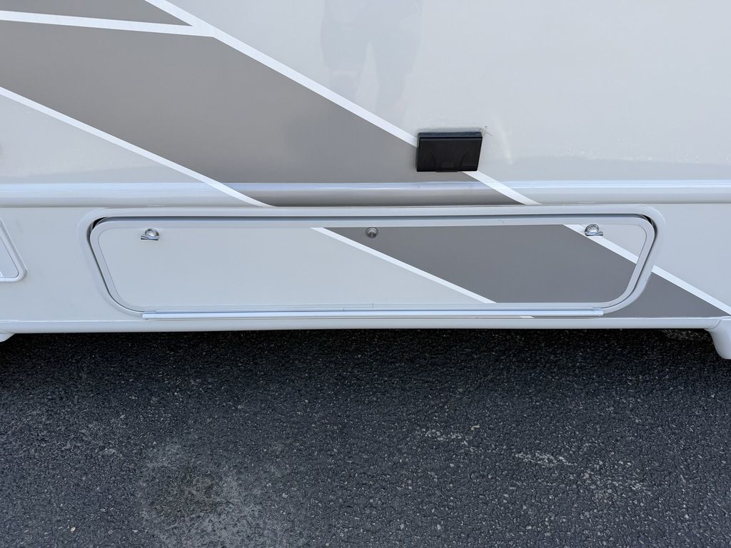 2025 Thor Motor Coach Geneva 24VS, $ 84,900