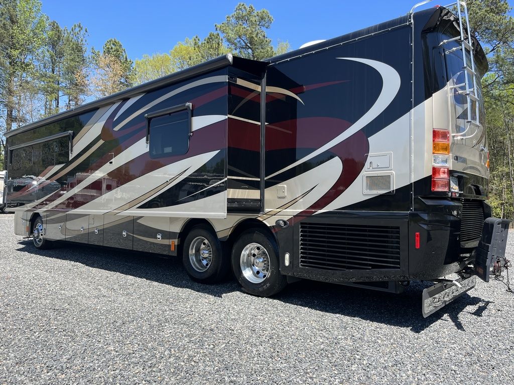 2012 American Coach Revolution 42W, $ 149,900