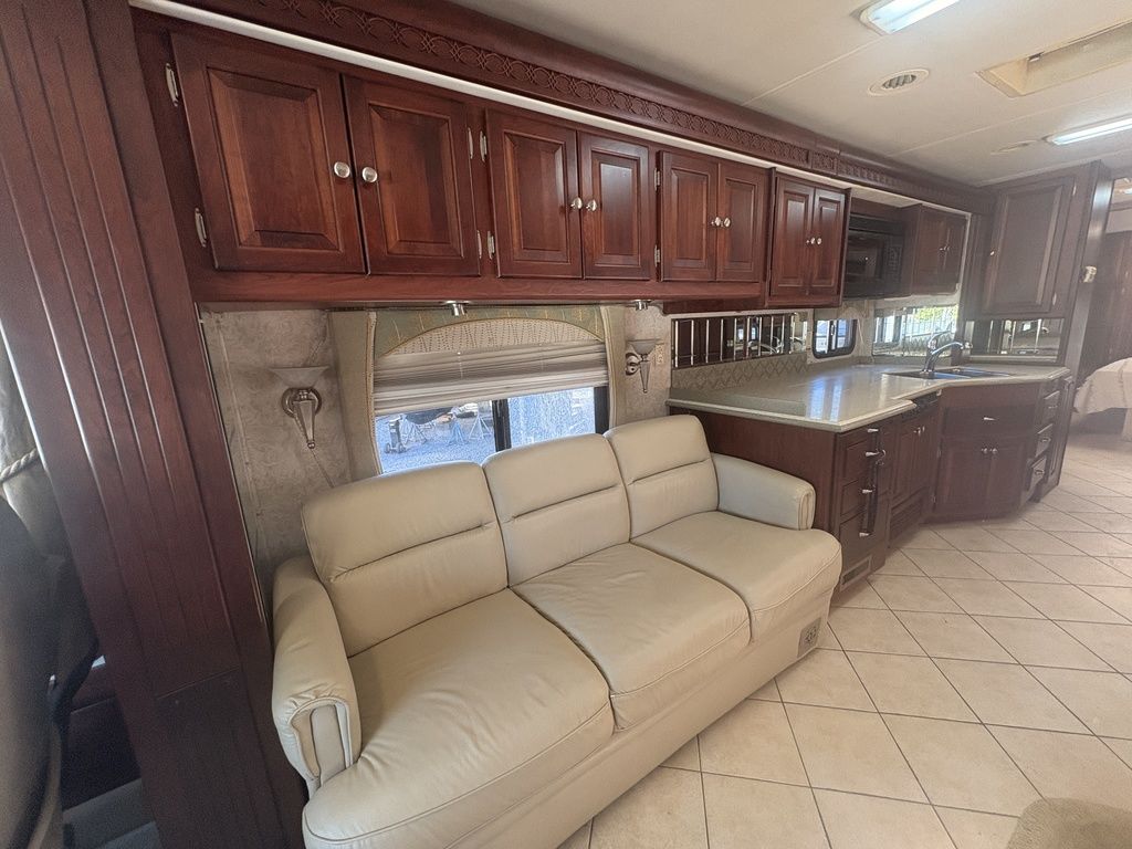 2006 Tiffin Motorhomes Phateon 40 QSH, $ 49,900