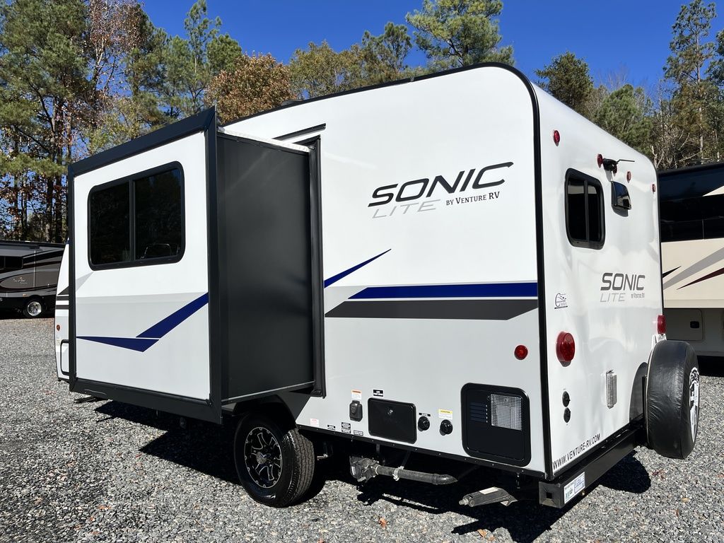 2022 Venture M169VRK, $ 14,900