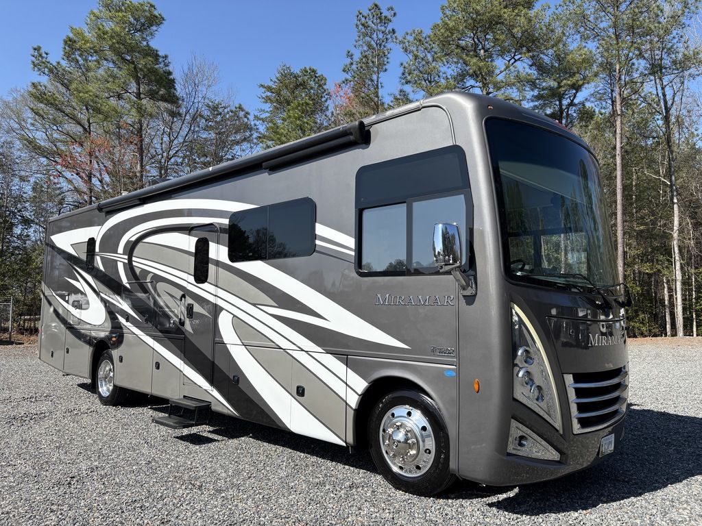2023 Thor Motor Coach Miramar 34.6, $ 129,900