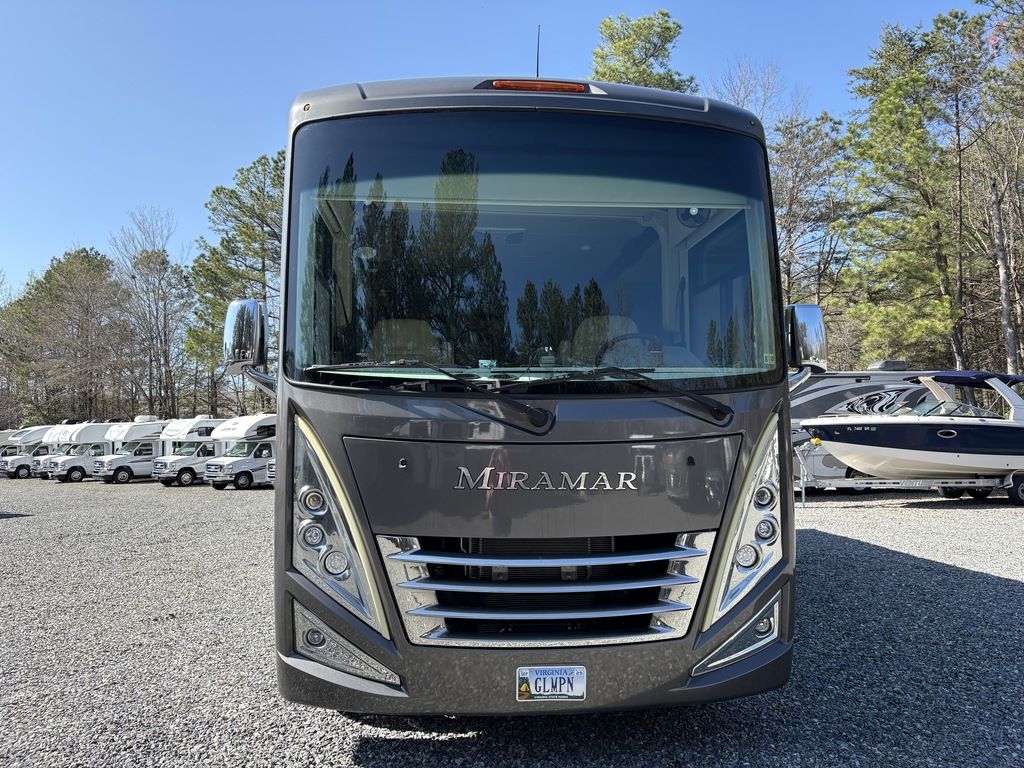 2023 Thor Motor Coach Miramar 34.6, $ 129,900