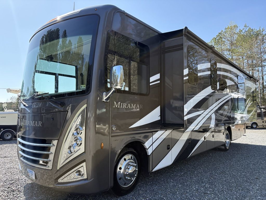 2023 Thor Motor Coach Miramar 34.6, $ 129,900