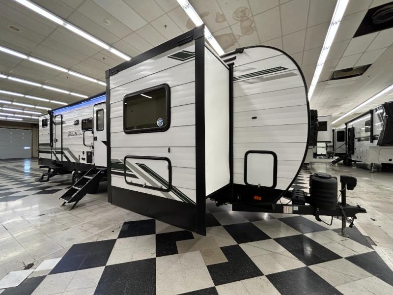 2024 Airstream Eddie Bauer 34BHS, $ 37,990