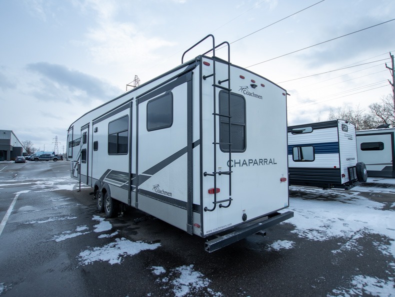 2022 Coachmen Chaparral 373MBRB, $ 105,277