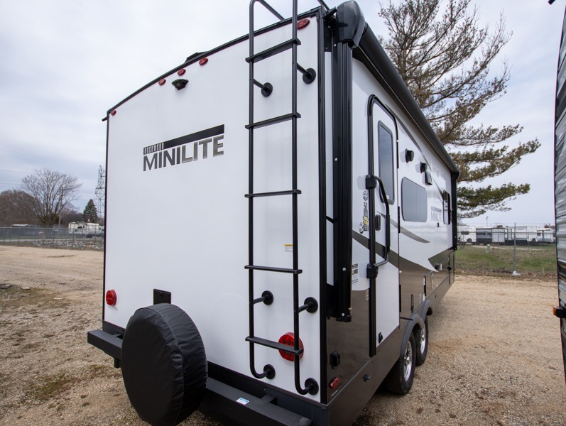 2025 Forest River Rockwood Mini Lite 2205S, $ 47,243