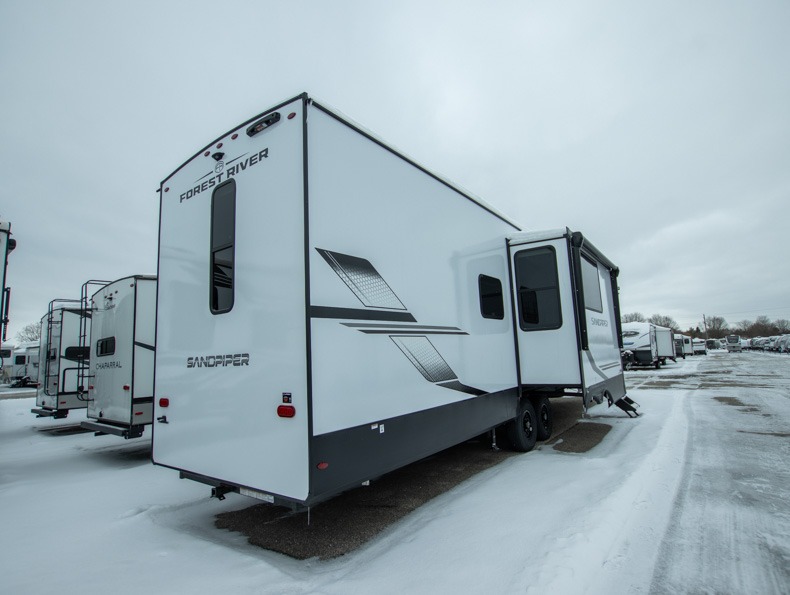 2026 Forest River Sandpiper 3710HBFB, $ 93,243