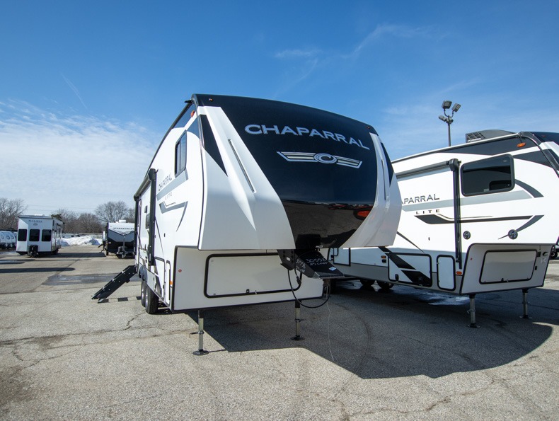 2023 Coachmen Chaparral Lite 25RE, $ 35,873
