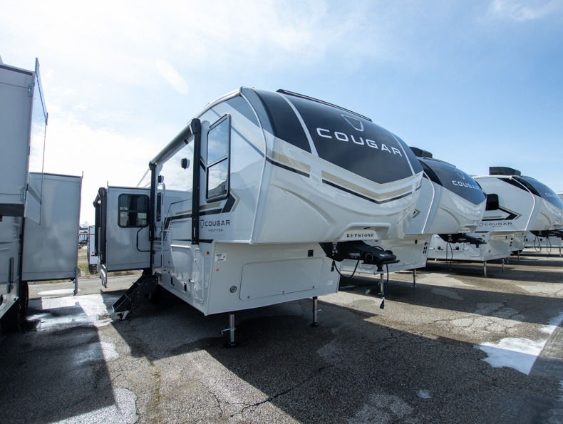 2026 Keystone Cougar Half-Ton (Fifth Wheel) 29RLI, $ 74,154