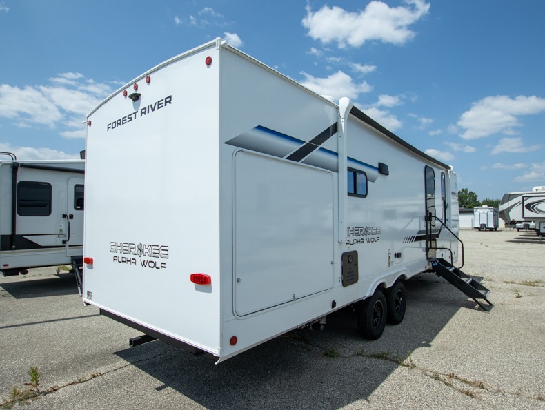 2026 Forest River Cherokee Alpha Wolf 25RB, $ 53,153
