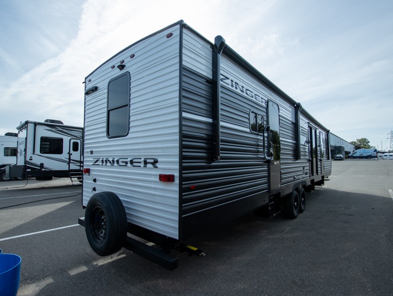 2026 CrossRoads Zinger ZR390DB, $ 70,672