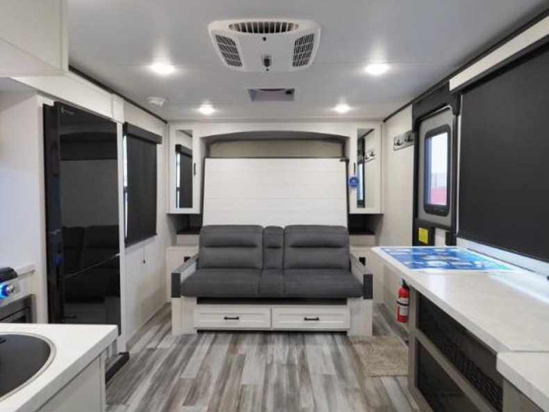 2025 Jayco Jay Feather Air 18MBH, $ 23,999