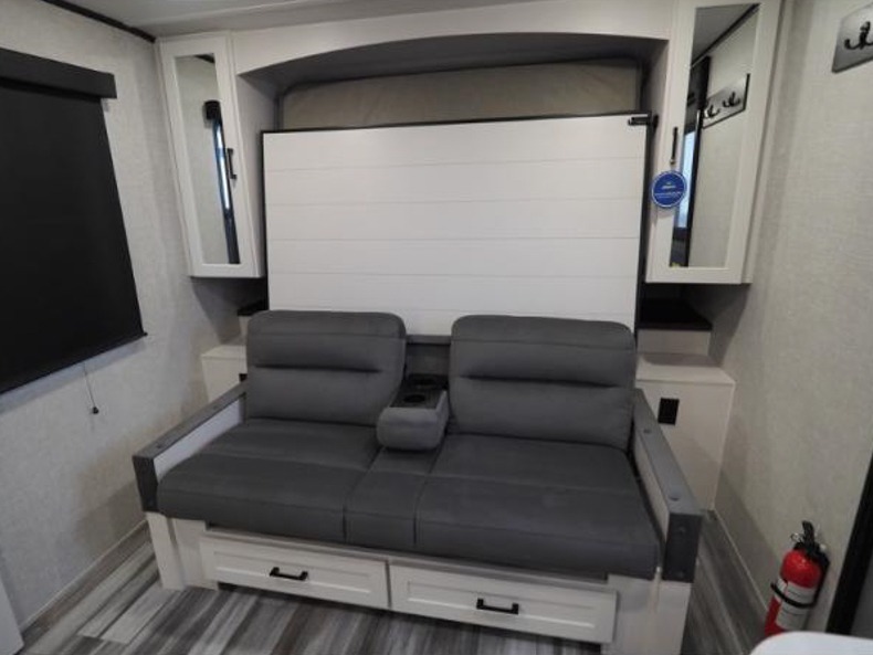 2025 Jayco Jay Feather Air 18MBH, $ 23,999