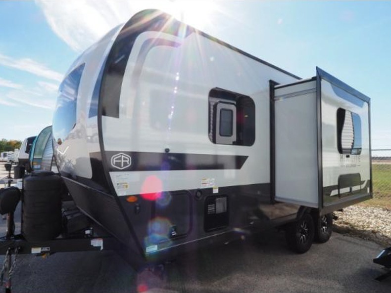 2026 Forest River Rockwood Mini Lite 2109S, $ 38,335