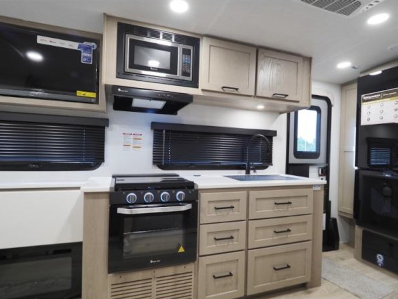 2026 Forest River Rockwood Mini Lite 2205S, $ 42,784