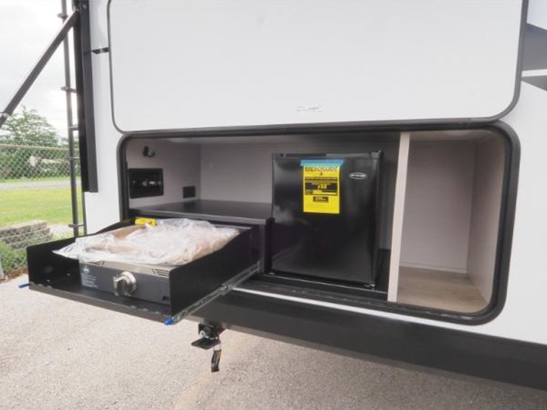 2026 Jayco Jay Feather 29QBH, $ 64,593
