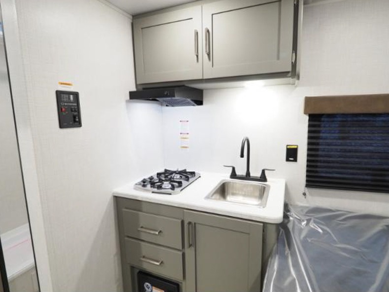 2026 Keystone Hideout Mini 130BH, $ 10,999