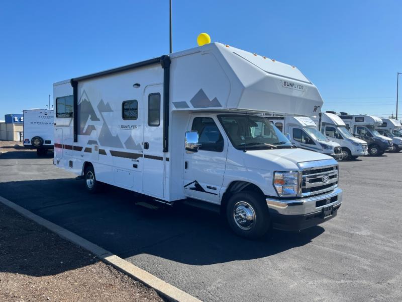 2027 Winnebago Sunflyer 24GG, $ 105,945