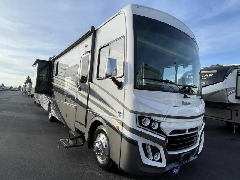 2024 Fleetwood Bounder 35K, $ 157,052
