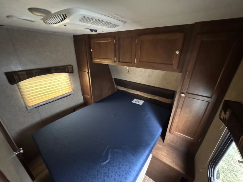 2016 Venture SportTrek, $ 16,900