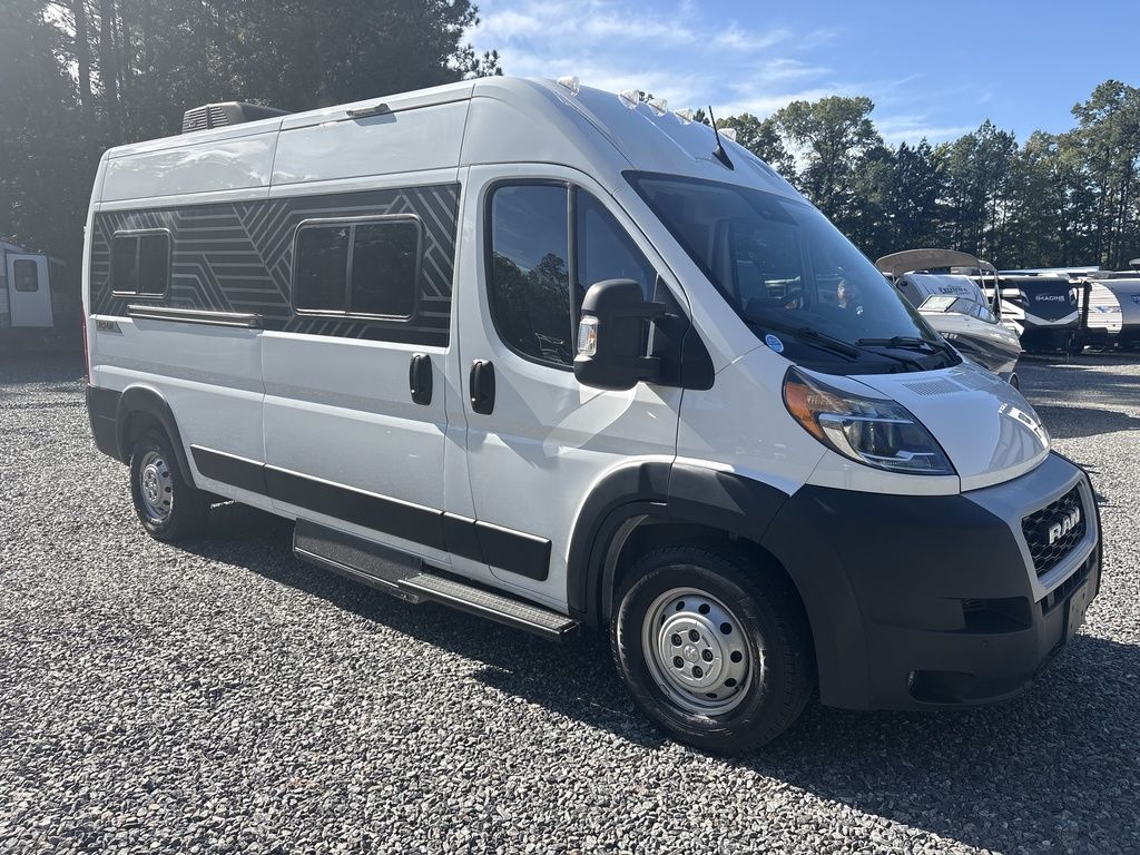 2023 Winnebago Roam U59RAC, $ 79,900