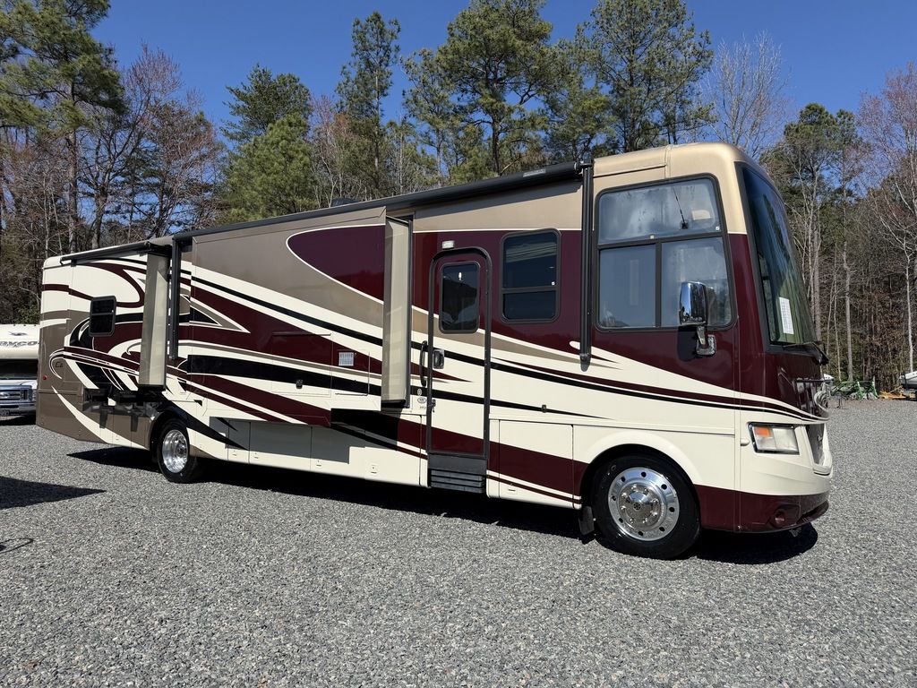 2014 Newmar Canyon Star 3953, $ 57,900