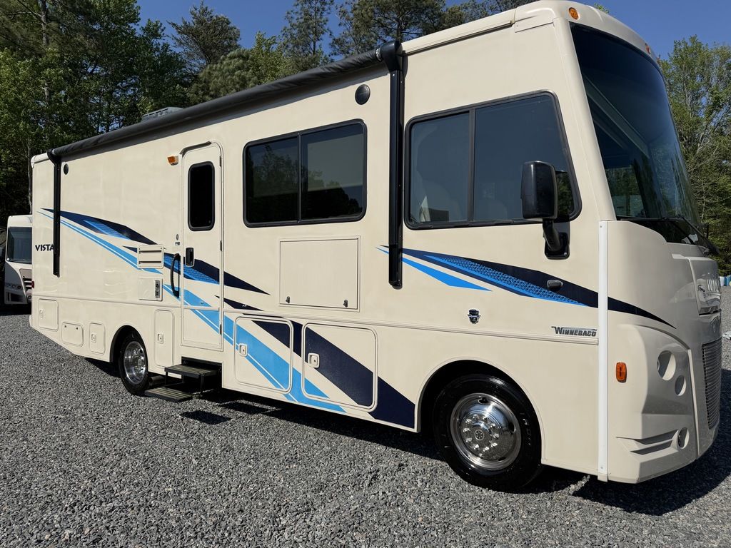 2018 Winnebago Vista 27PE, $ 49,900