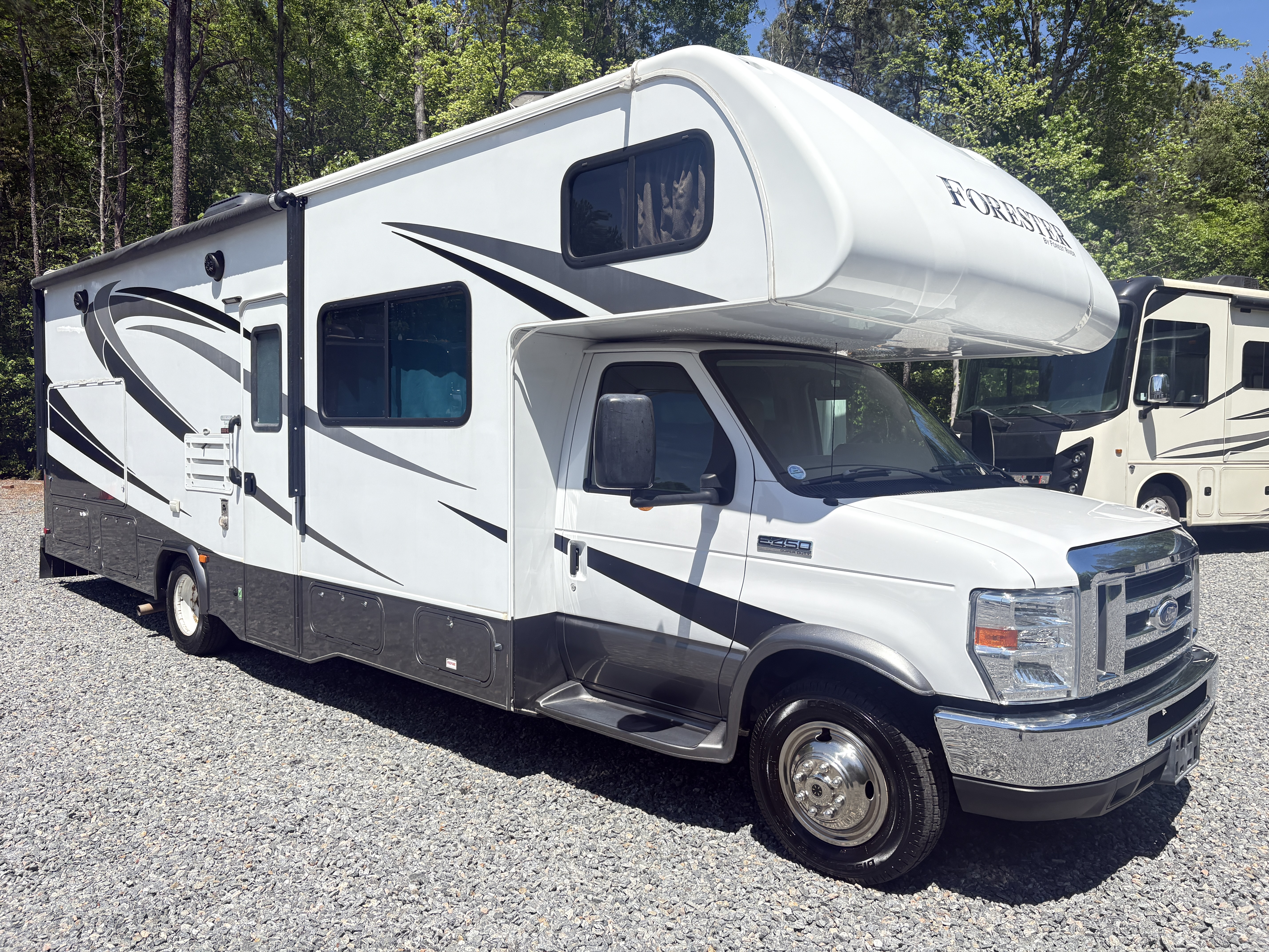 2017 Forest River Forester 2861DS, $ 44,900