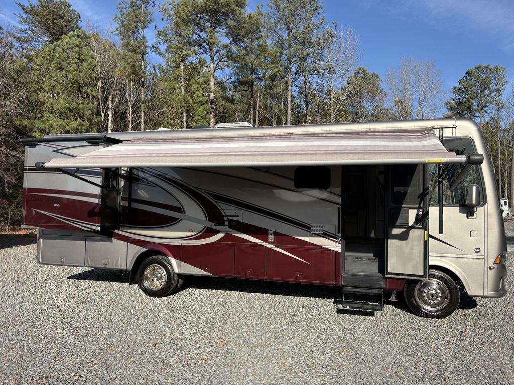 2020 Newmar Bay Star Sport 3008, $ 74,900