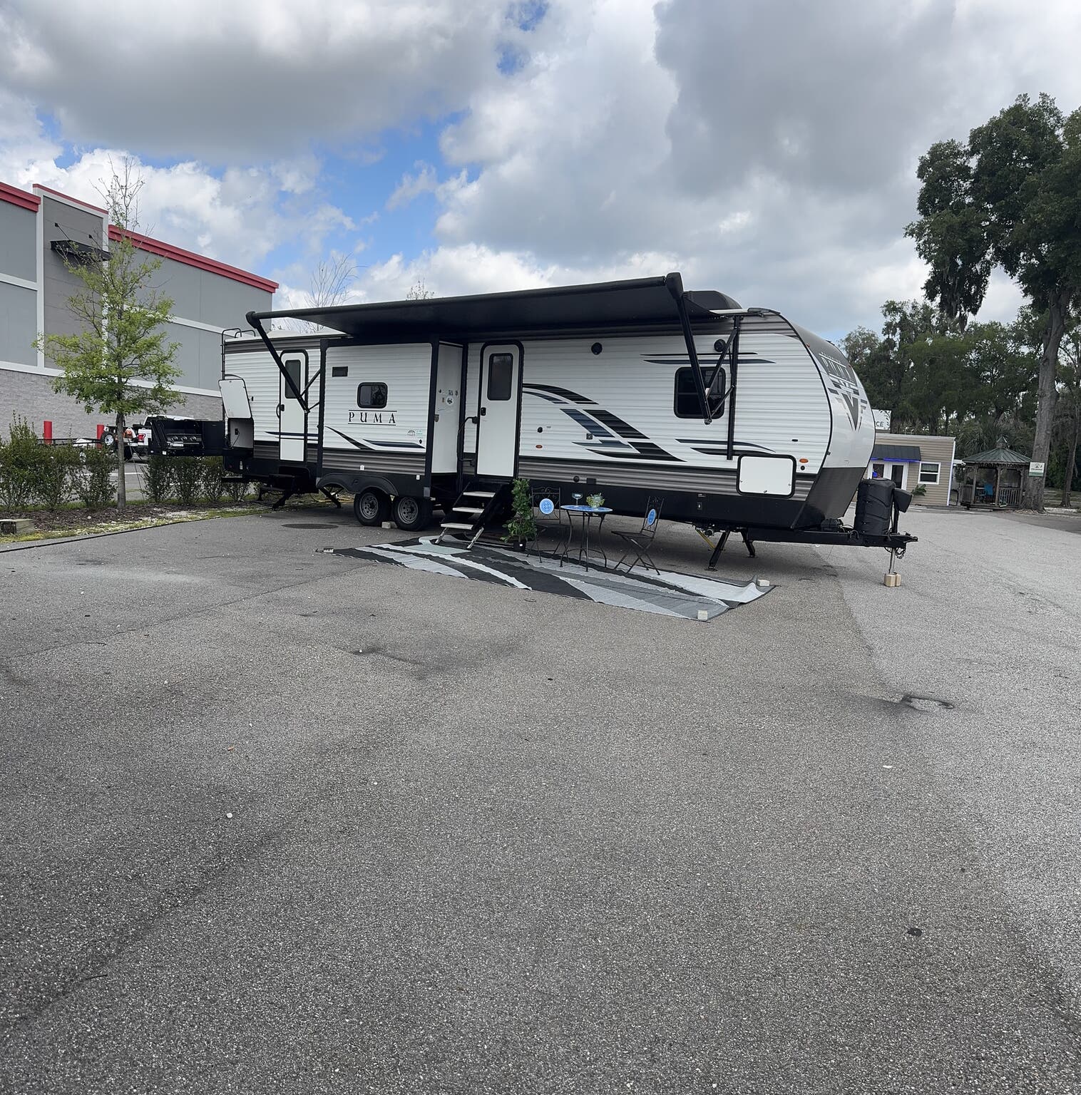 2022 Palomino Puma 32BH2B, $ 29,750