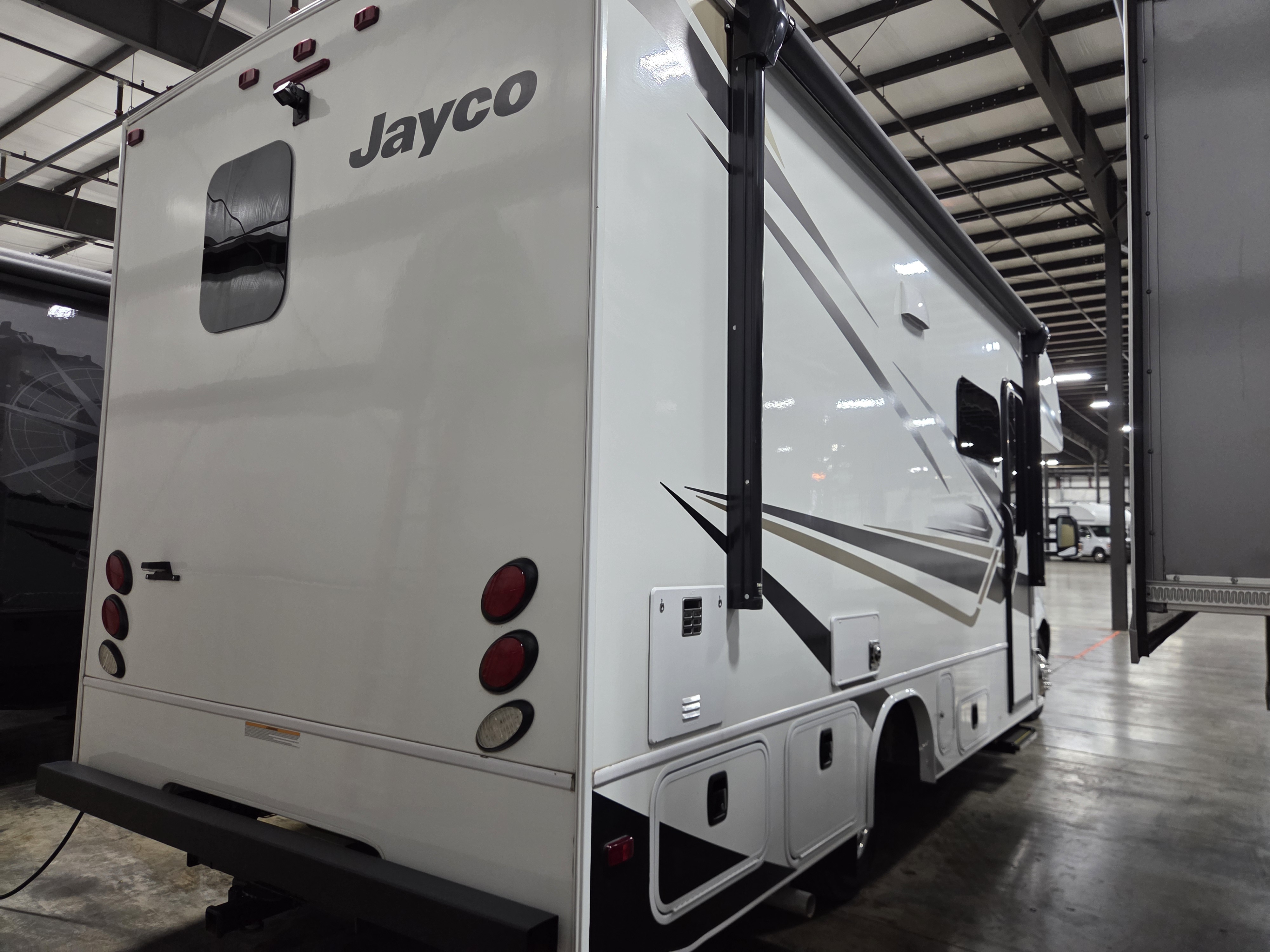 2024 Jayco Melbourne 24R, $ 104,997