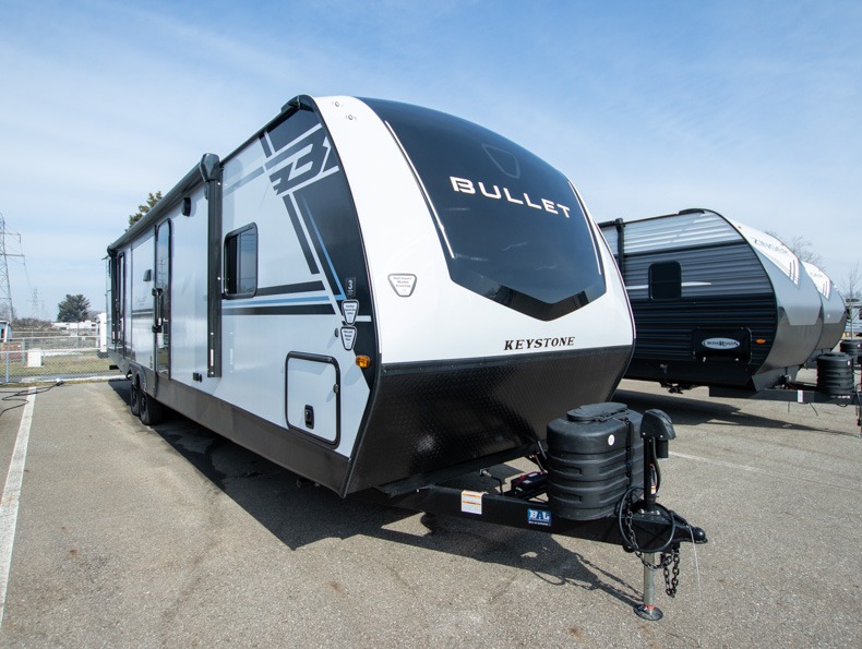 2026 Keystone Bullet Premium 330BKQ, $ 49,999