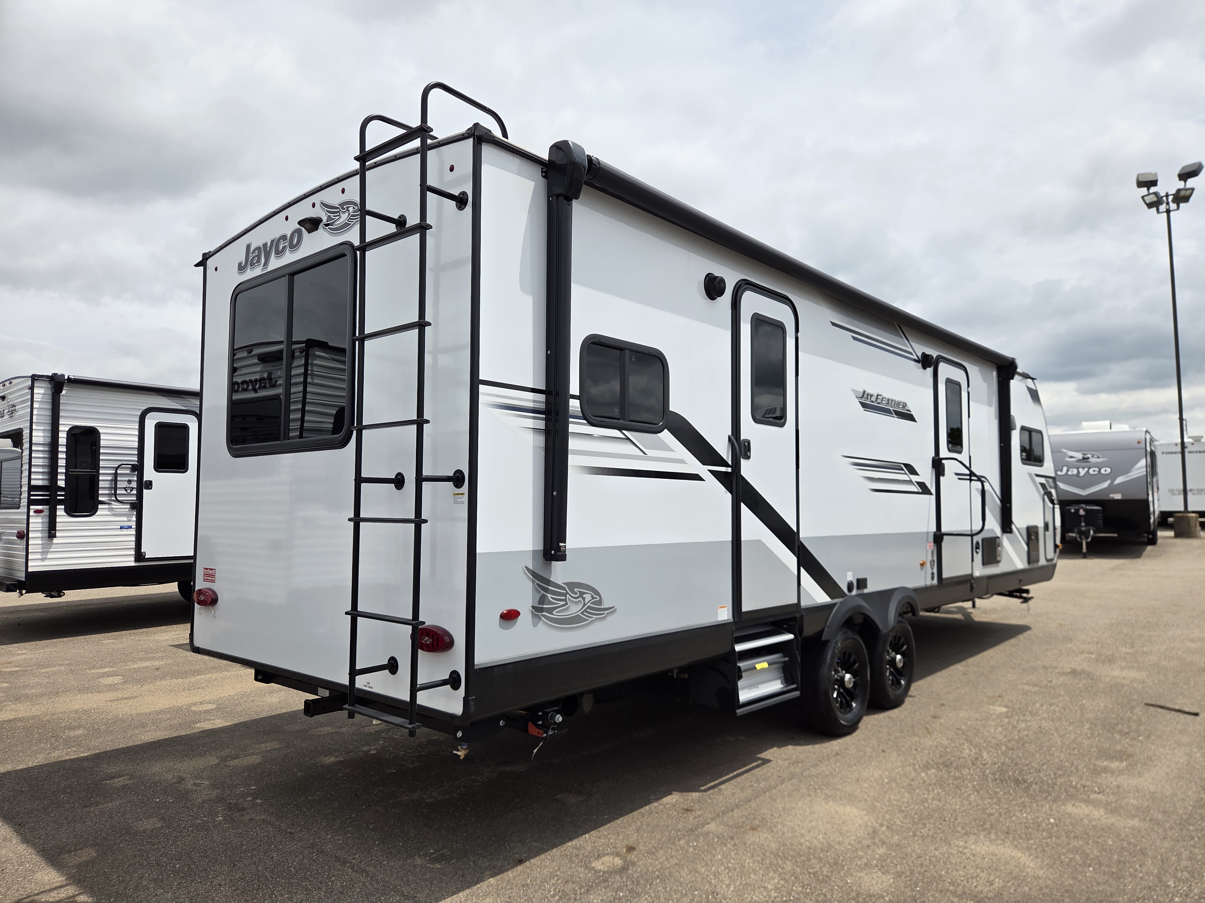 2025 Jayco Jay Feather 26FK, $ 35,398