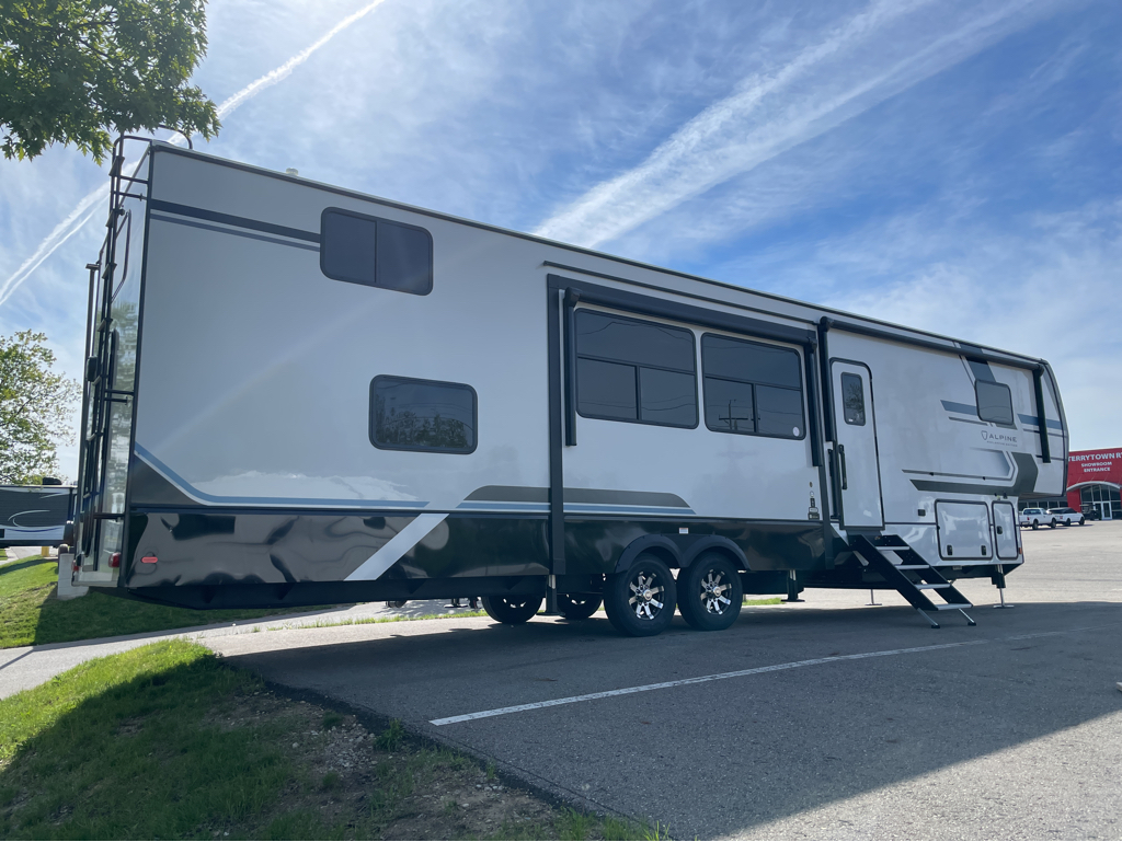 2026 Keystone Alpine Avalanche Edition 390DS, $ 79,999