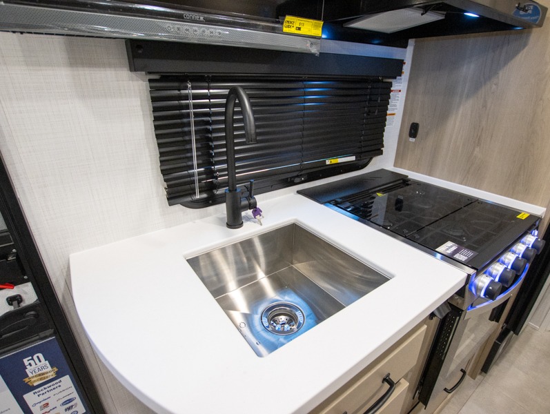 2025 Forest River Rockwood Geo Pro G20FBS, $ 25,999