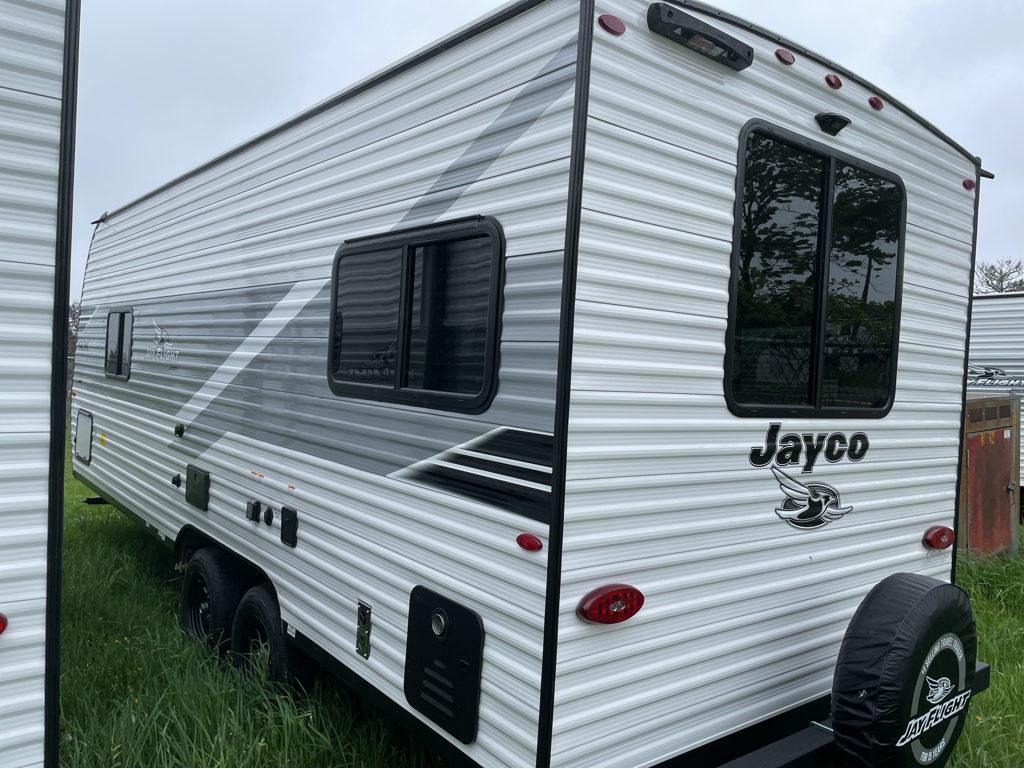 2026 Jayco Jay Flight SLX 210QB, $ 22,999