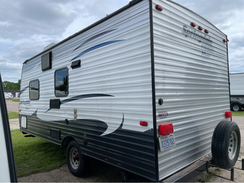2016 Keystone Springdale Summerland 1700FQ, $ 6,495