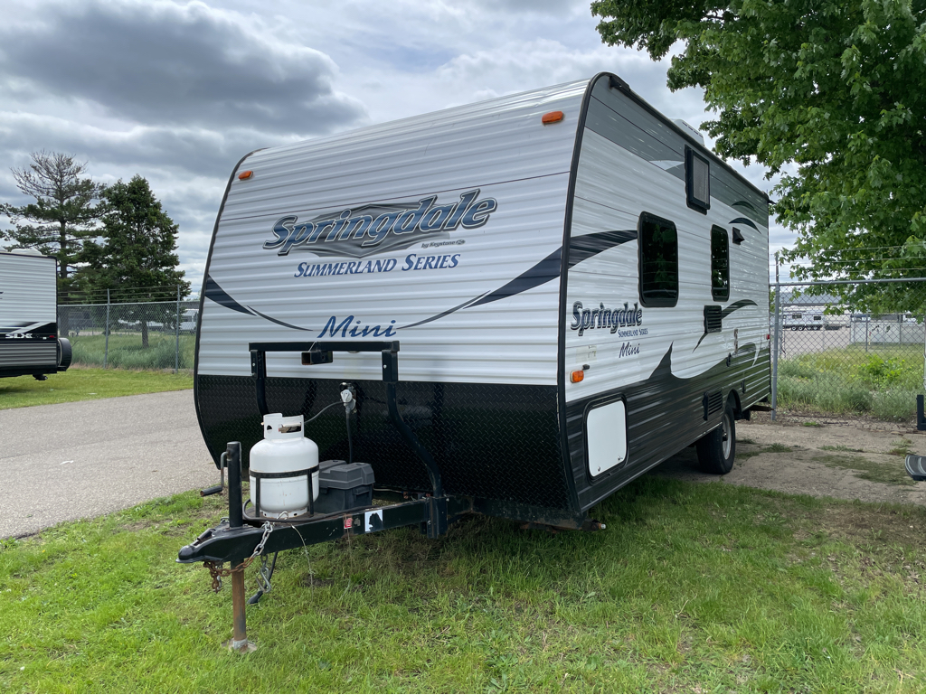 2016 Keystone Springdale Summerland 1700FQ, $ 6,495