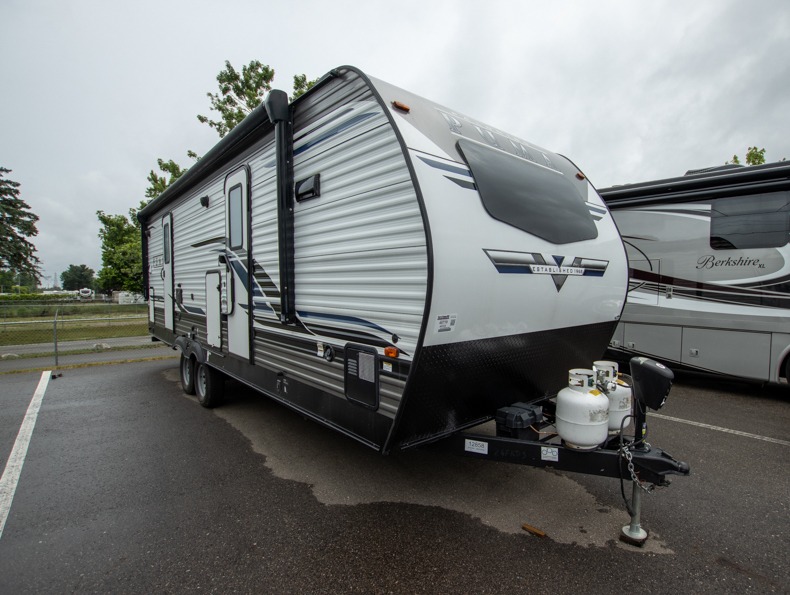 2022 Palomino Puma 26FKDS, $ 19,995